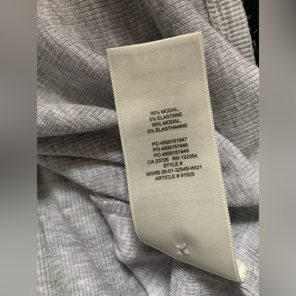 Babaton Button-down Long-sleeve Small - Picture 5 of 5